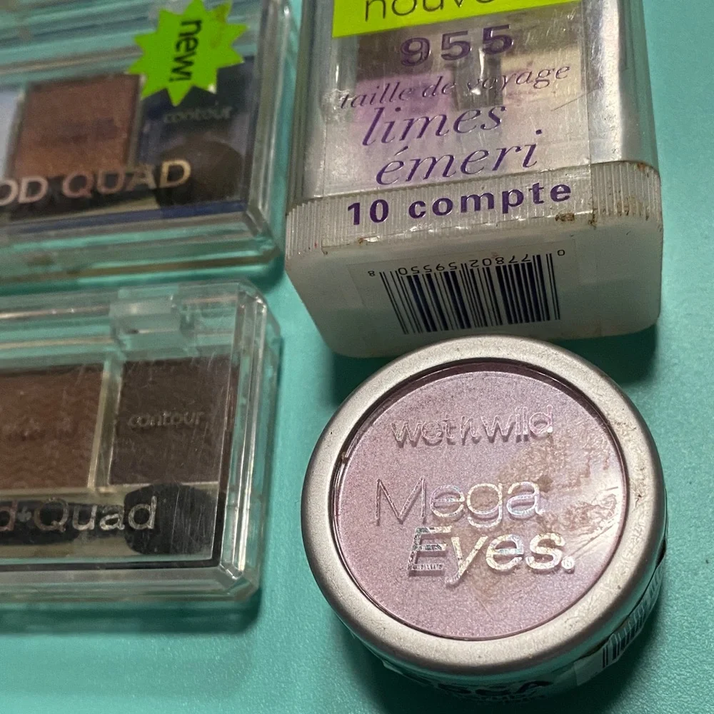 NYC Mod Quad Eyeshadow Trio - Browns, Blue, & Champagne Shades New!